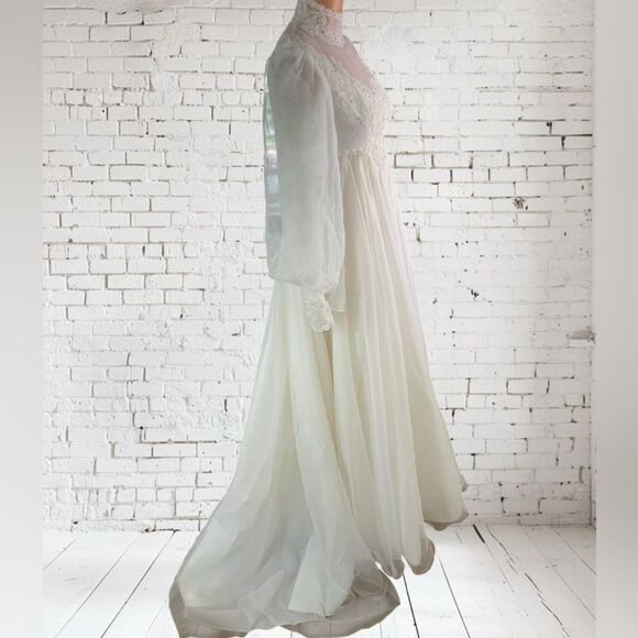 Vntg. Alfred Angelo Chiffon Wedding Dress High Neck Long Sleeves Bridal Gown - Picture 15 of 16